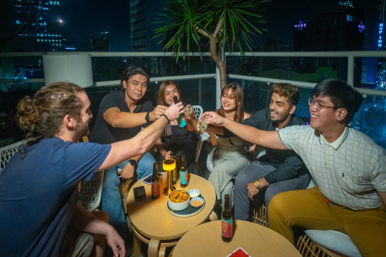 Abraham Manila - Located In Central Makati (Adults Only) Makati City Екстер'єр фото