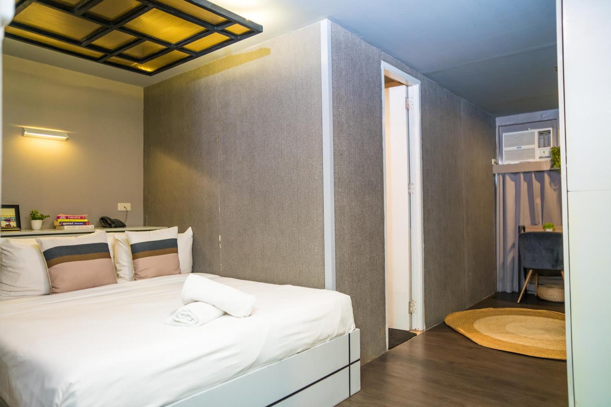Abraham Manila - Located In Central Makati (Adults Only) Makati City Екстер'єр фото